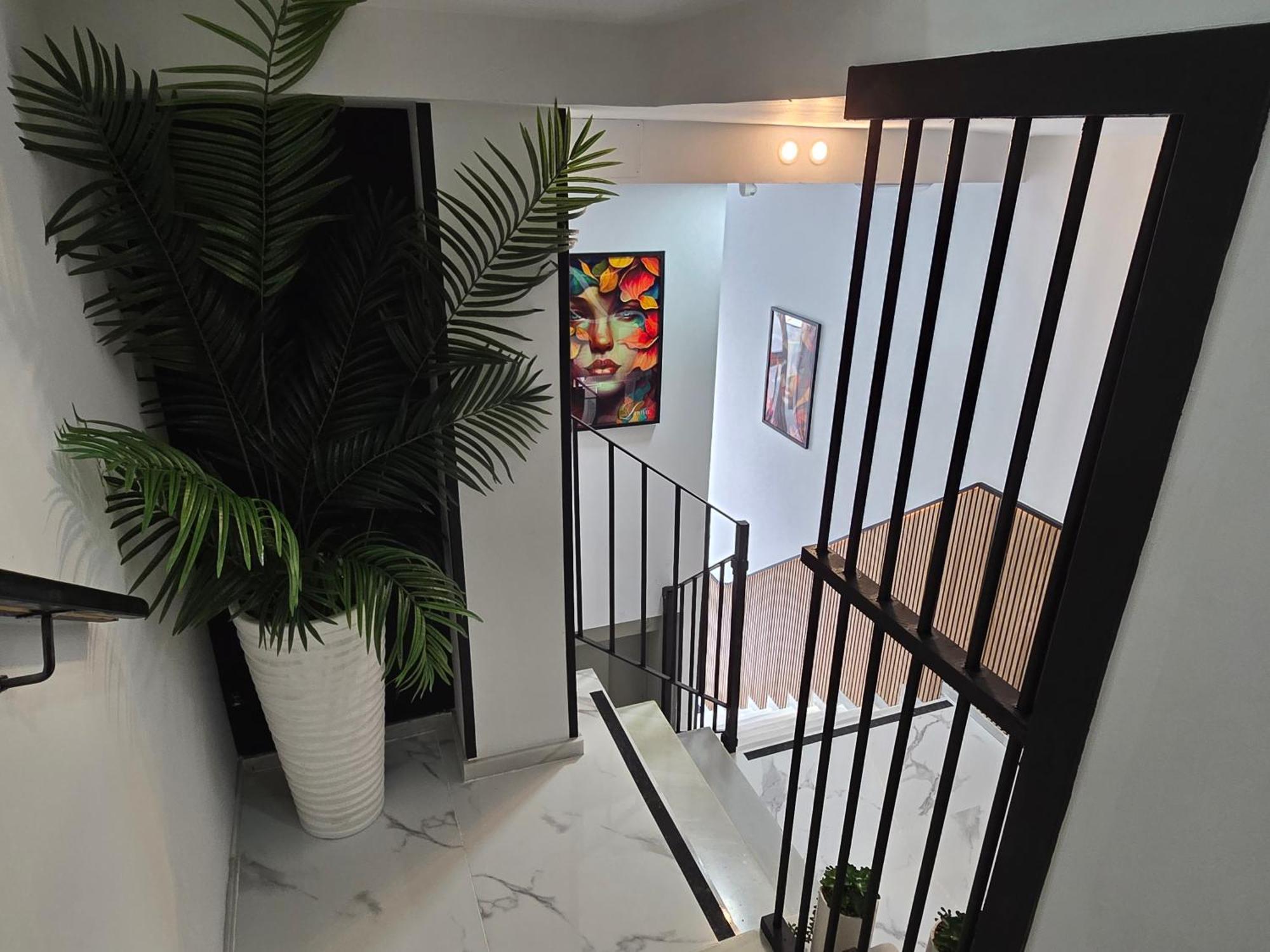 Lhome Seville Ngoại thất bức ảnh